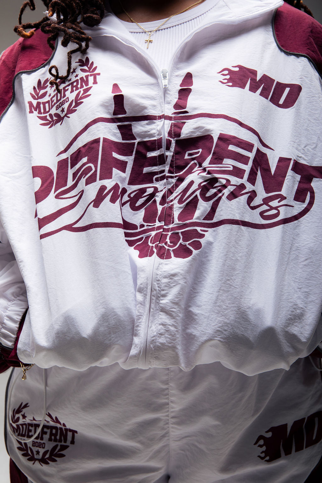 Emotions track jacket (white/crimson)