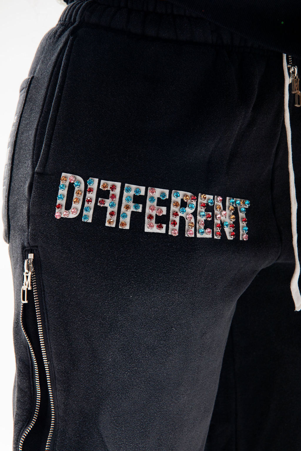 Flared straight sweats (black)