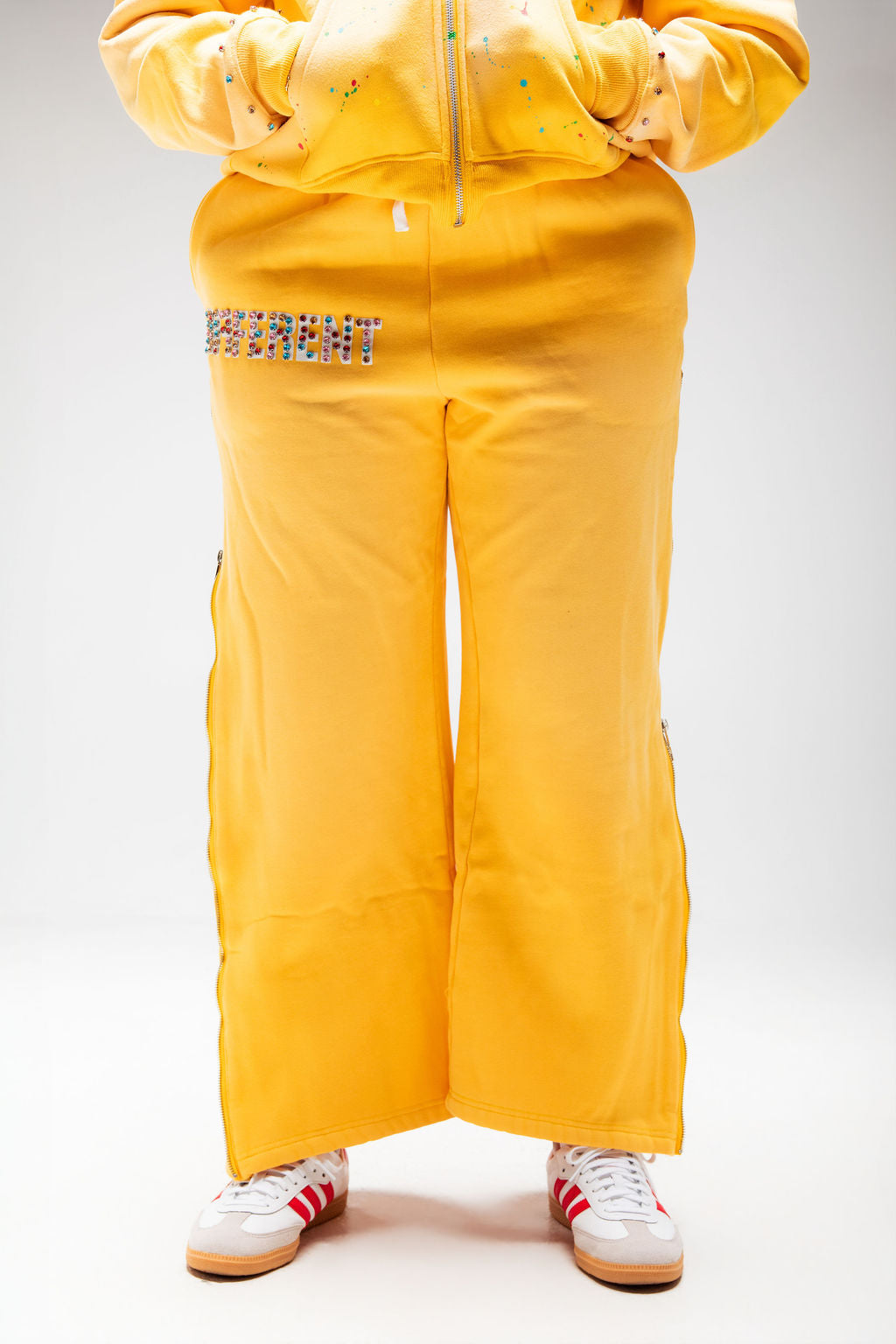 Flared straight sweats (yellow)
