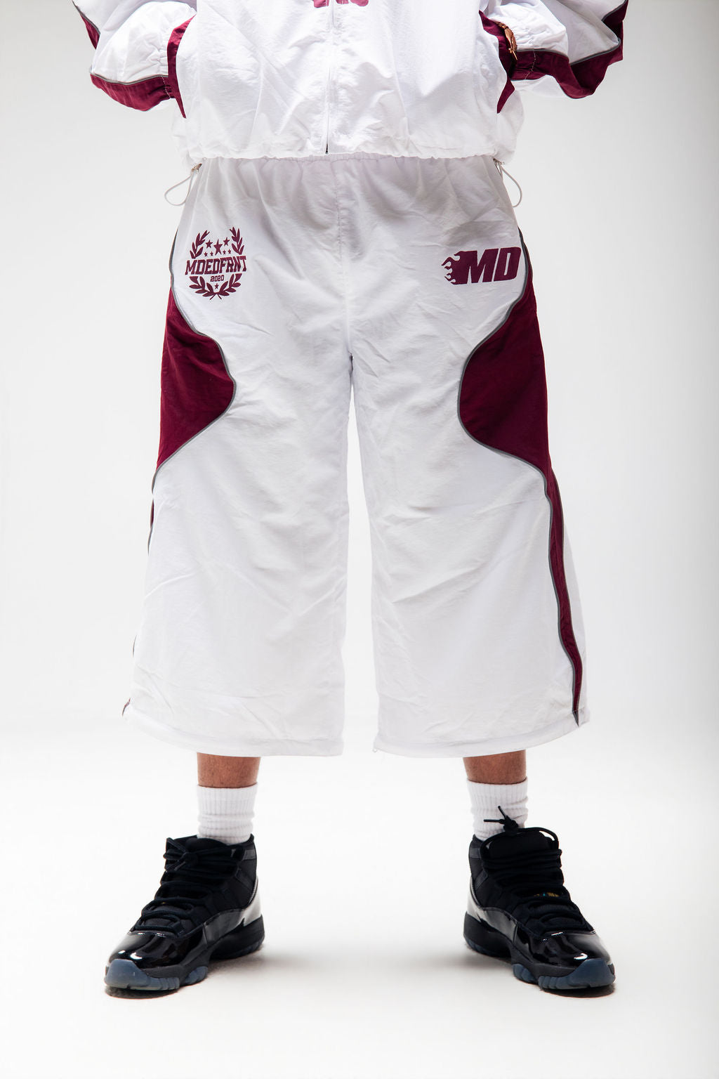 Emotions track pants (white/crimson)