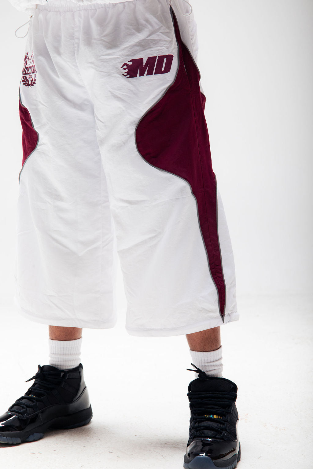 Emotions track pants (white/crimson)