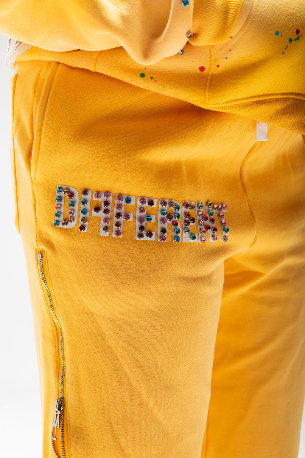 Flared straight sweats (yellow)