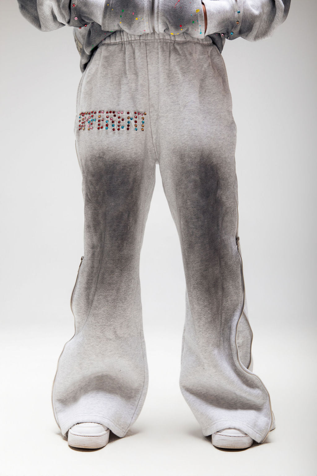 Flared straight sweats (grey)