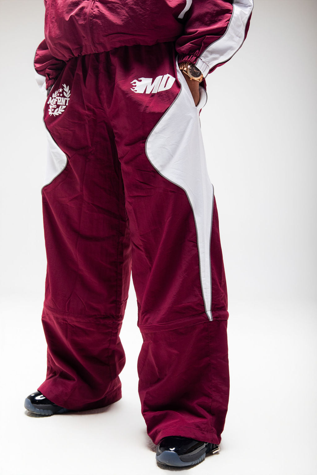 Emotions track pants (crimson/white)
