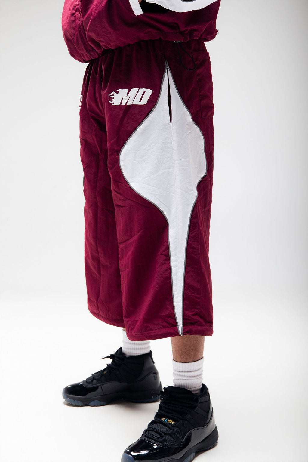 Emotions track pants (crimson/white)