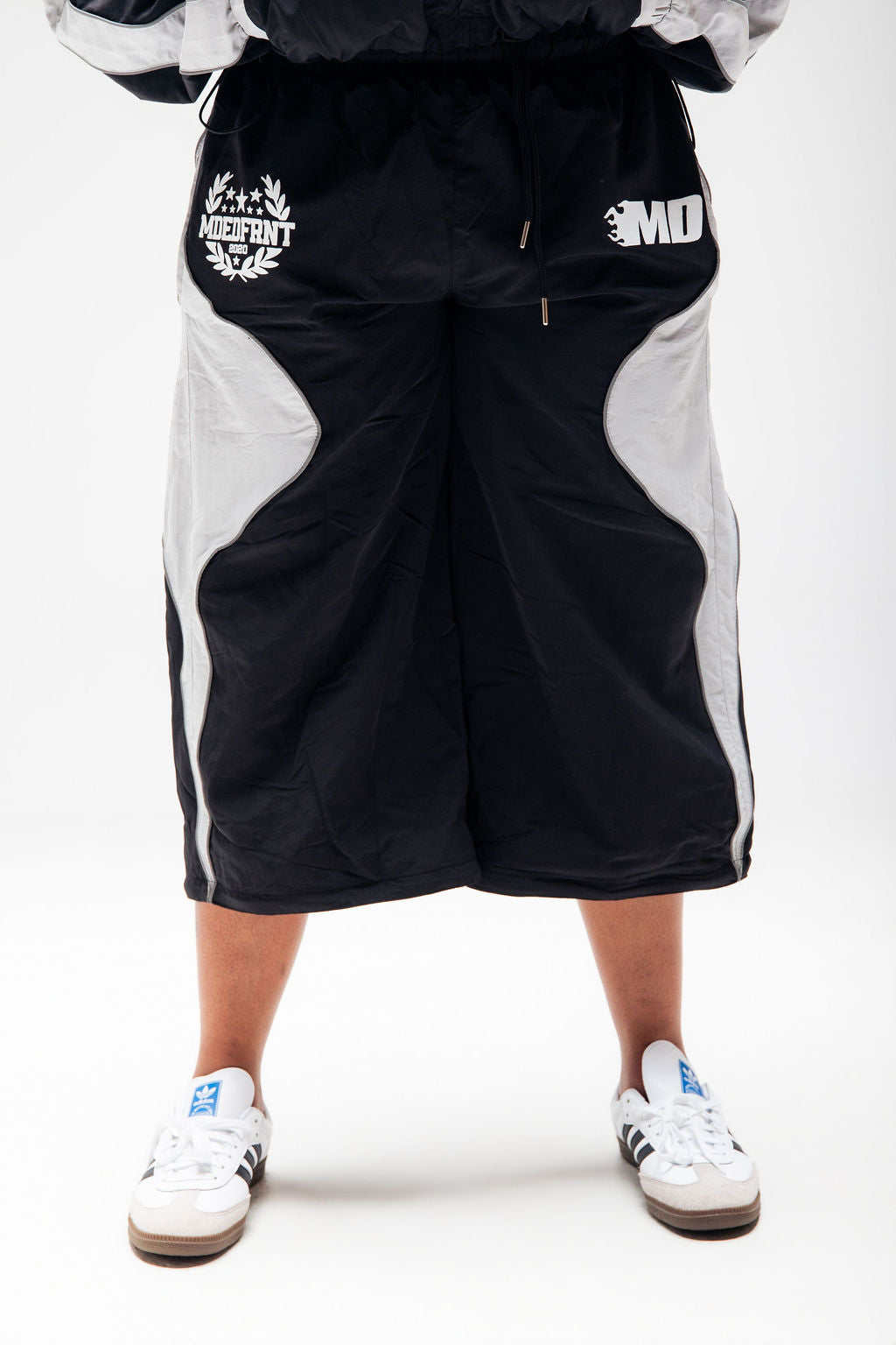 Emotions track pants (black/light grey)